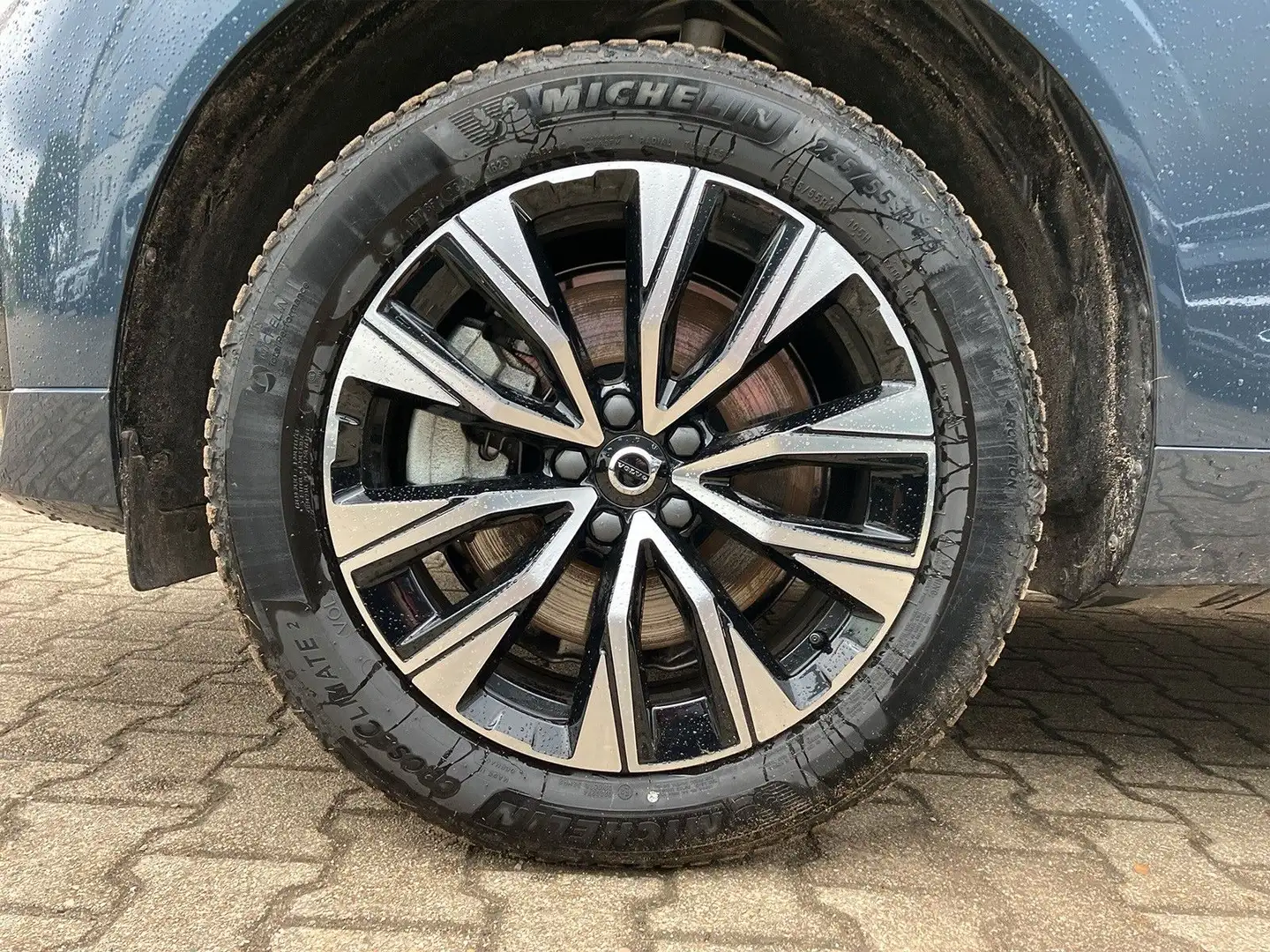 Volvo XC60 B4 Mild-Hybrid Plus Dark ACC BLIS LED Blau - 2