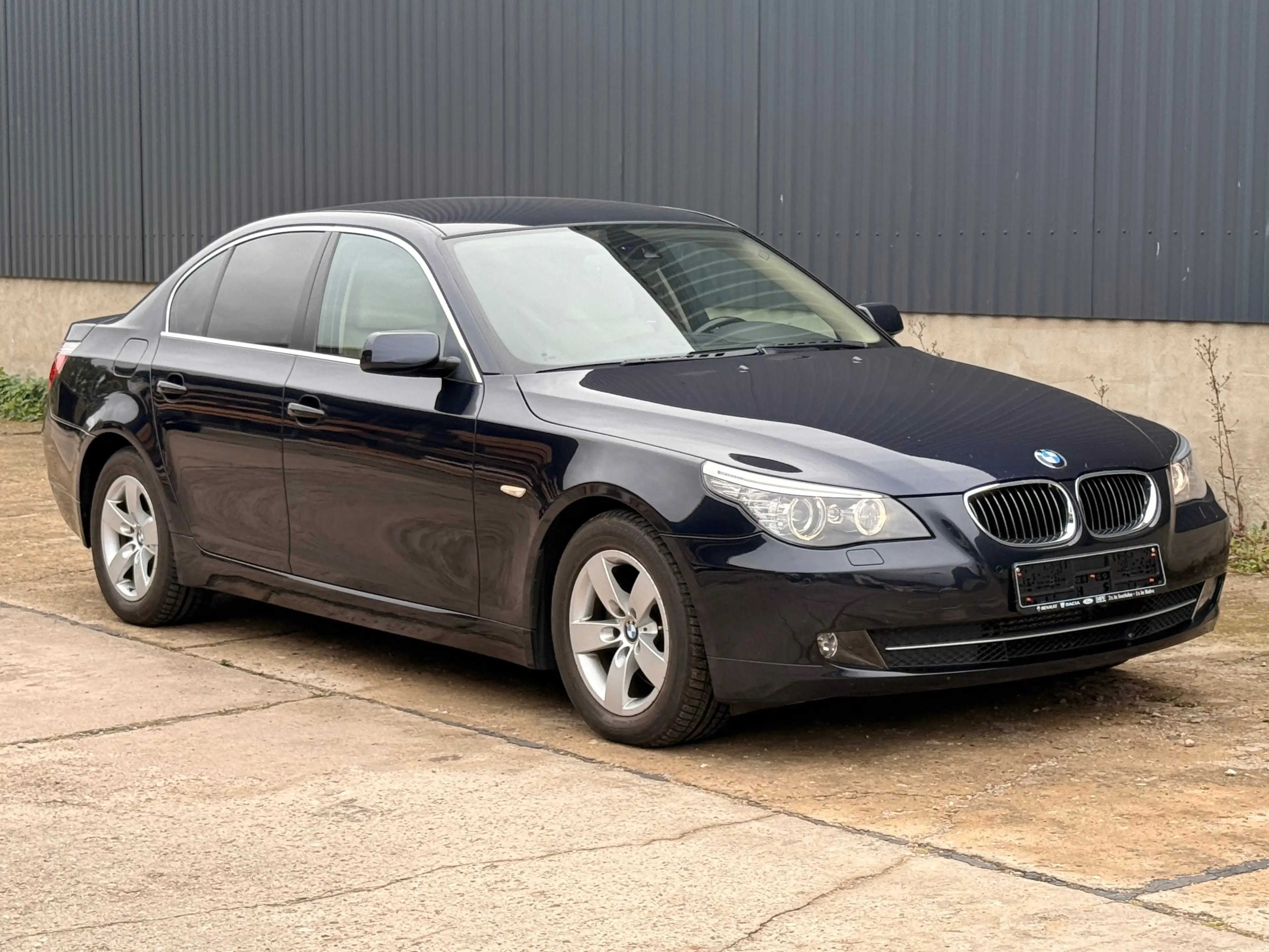BMW 523 523i*Autom*Memory*Leder*Navi*Service*TÜV*Klima — photo 3