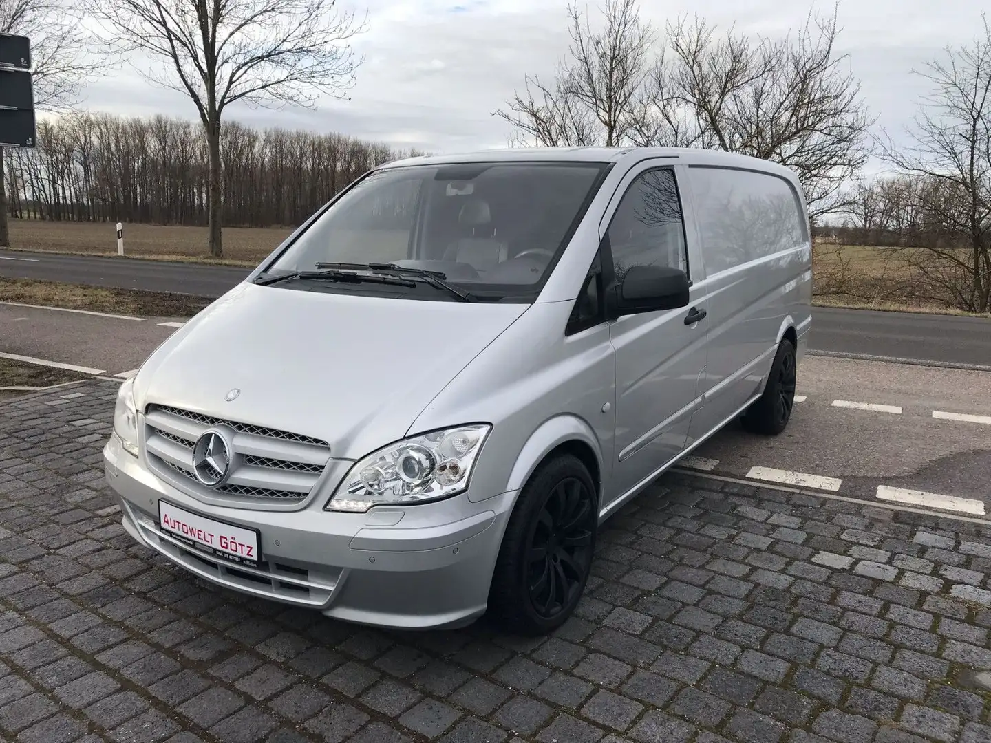 Mercedes-Benz Vito 122 CDI lang*V6*Bi-Xenon*Standheizung*AHK* Silber - 1