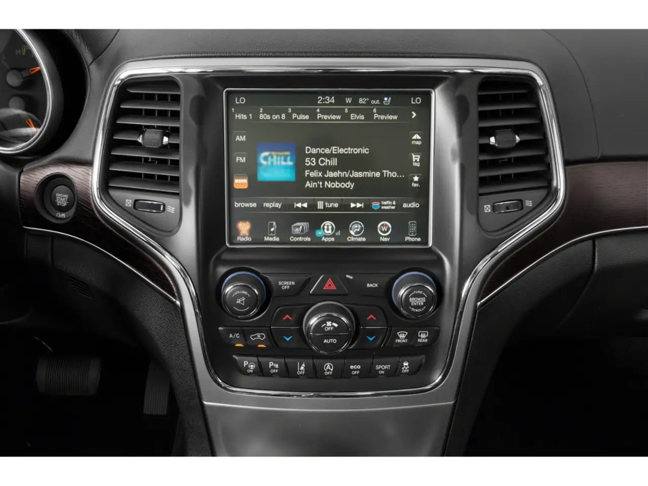 Jeep Grand Cherokee снимка Jeep Grand Cherokee