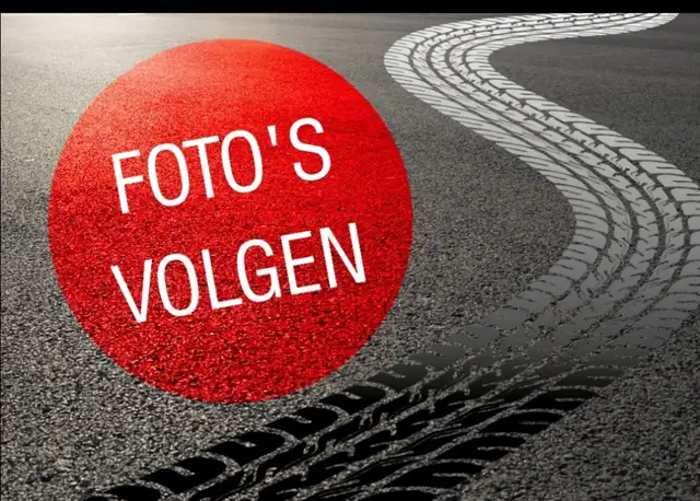 Toyota Hilux 2.8 D-4D DUBBEL CABIN INVINCIBLE  2 SITZ A/T 4WD V