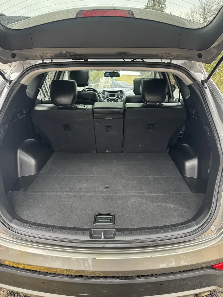Hyundai SANTA FE снимка Hyundai SANTA FE
