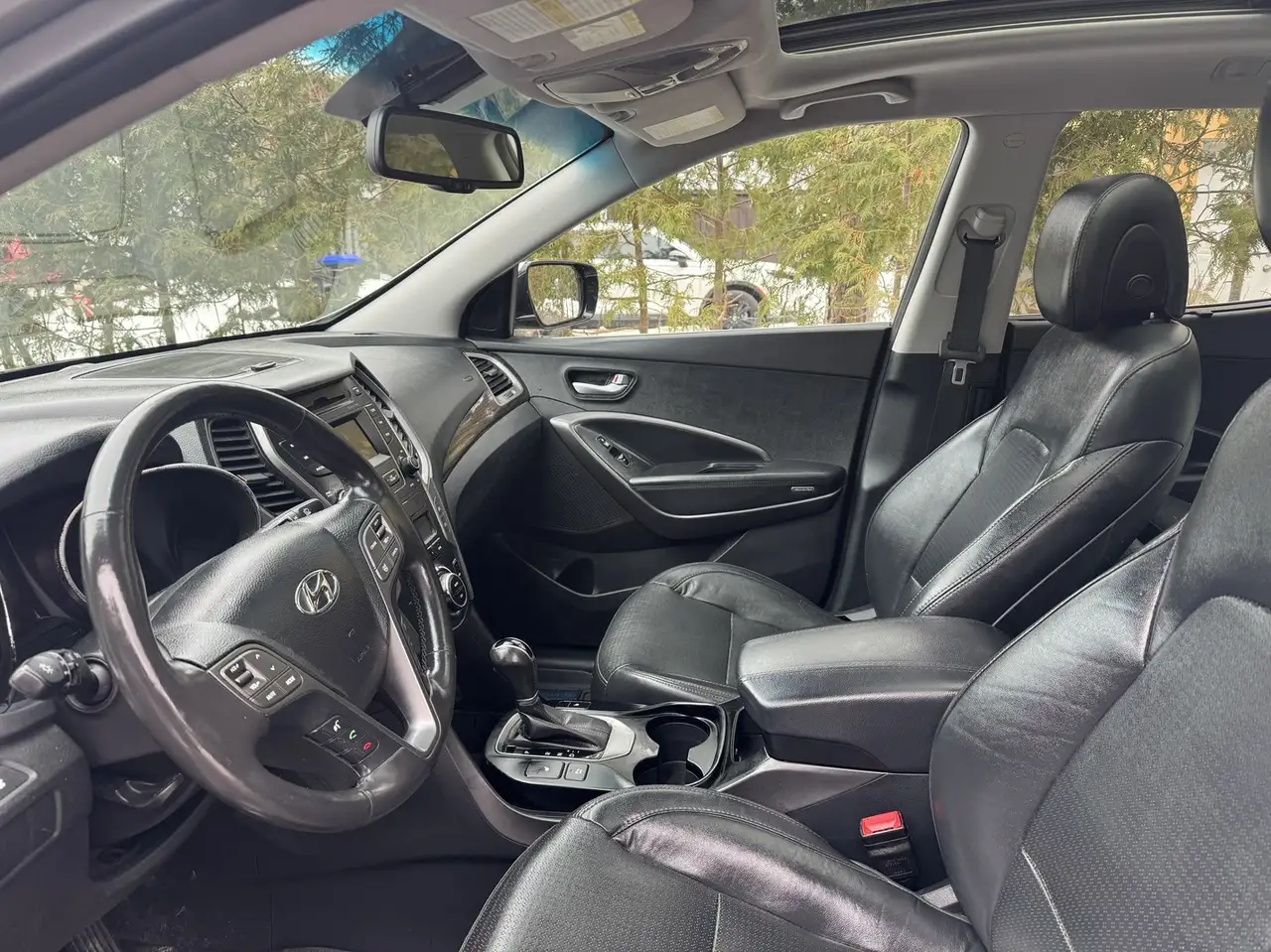 Hyundai SANTA FE снимка Hyundai SANTA FE