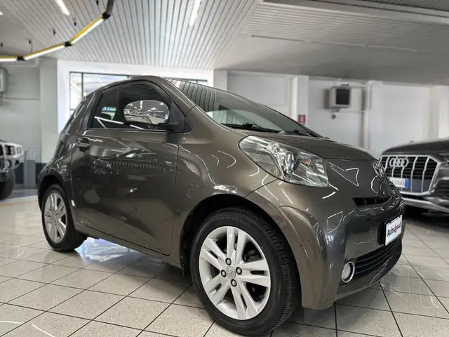 Toyota iQ 1.3 Dual VVT-i