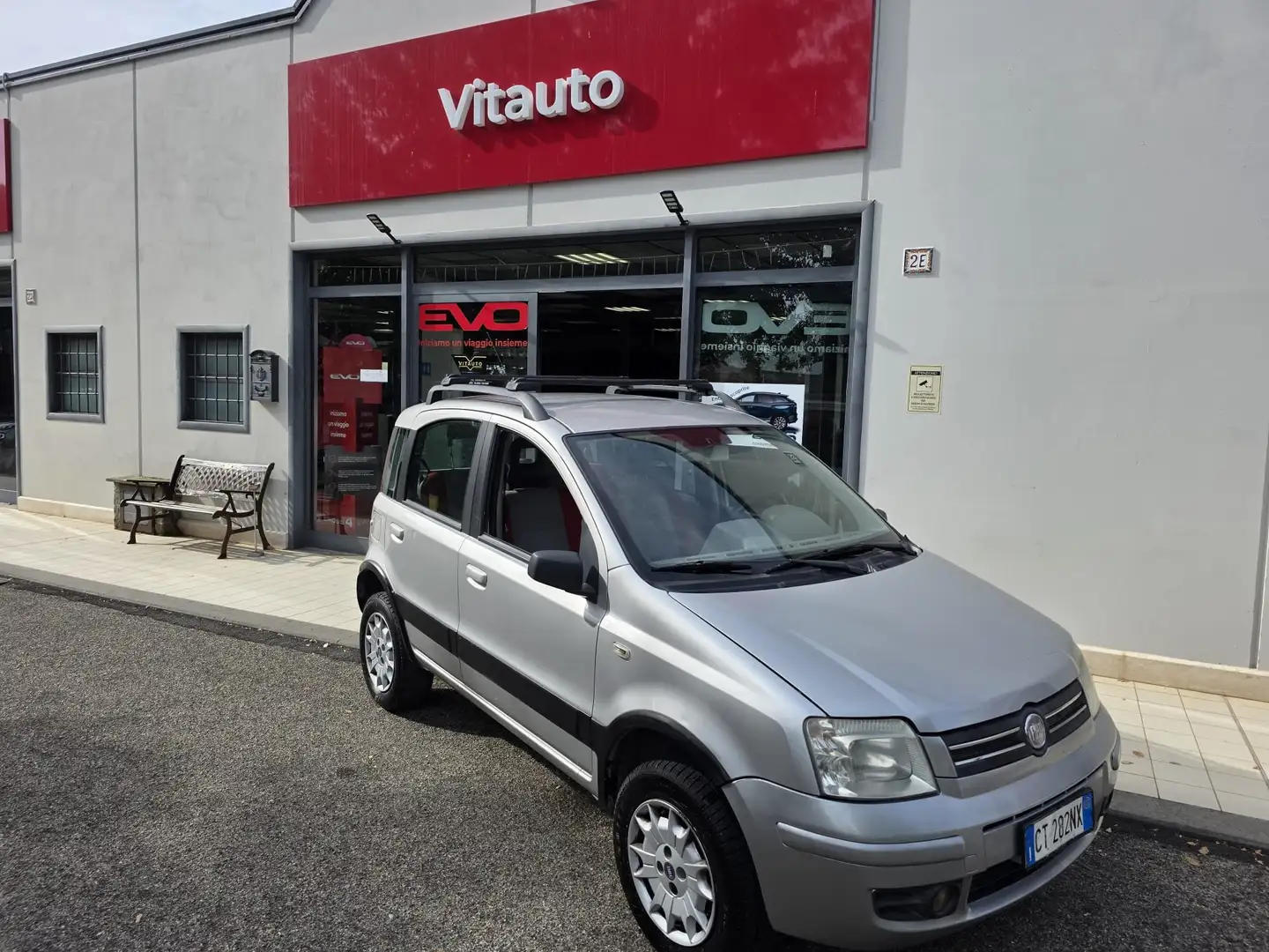 Fiat Panda Panda 1.2 Climbing 4x4 Silber - 2