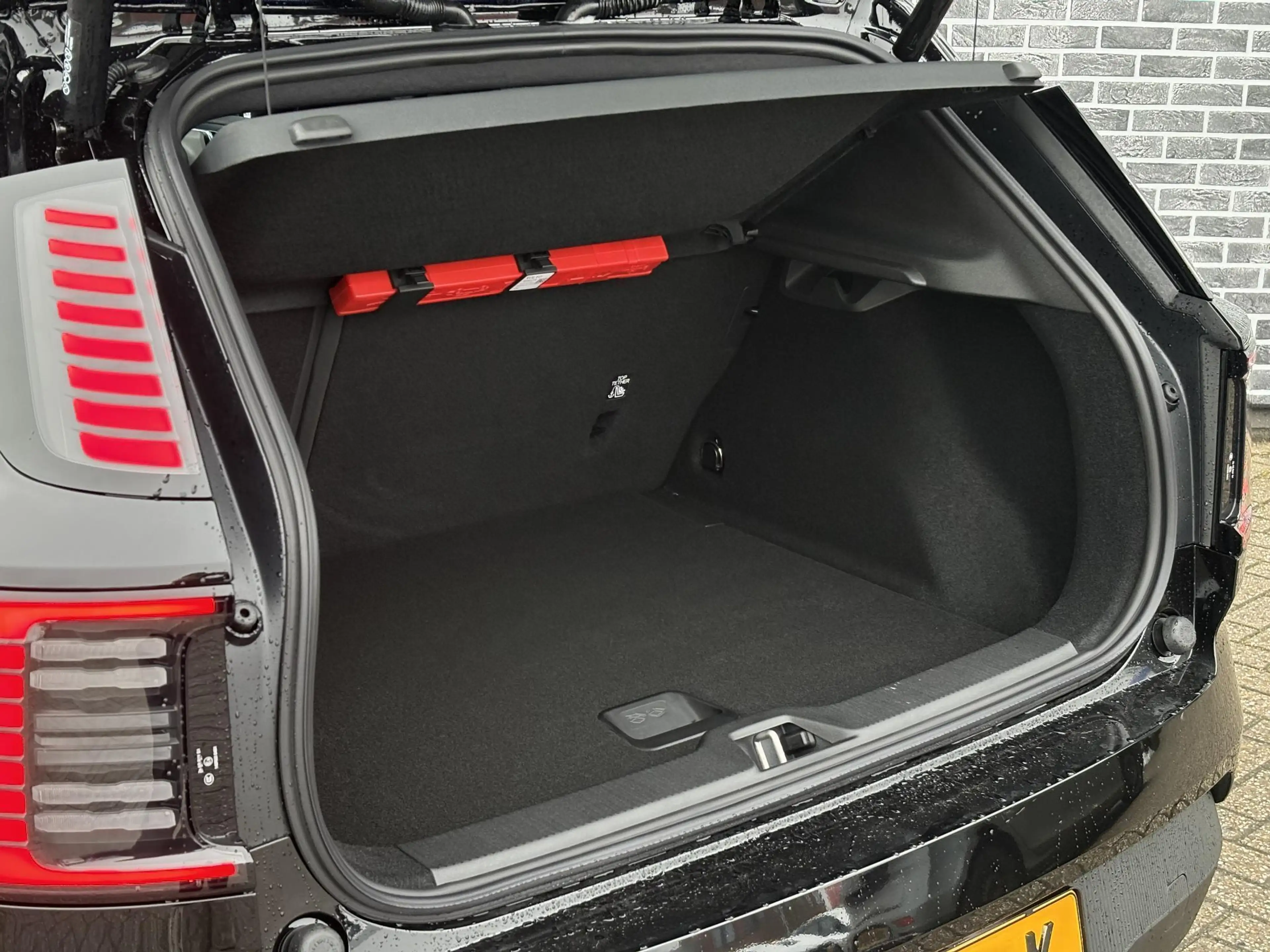 Volvo EX30 P5 Long Range Plus Black Edition Europa 69 kWh | G — photo 8