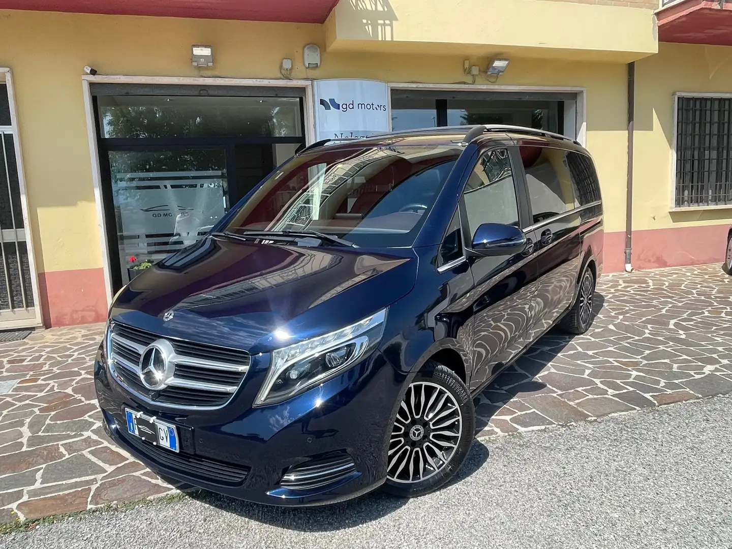 Mercedes-Benz V V 250 d (cdi bt) Premium L auto Blu/Azzurro - 1