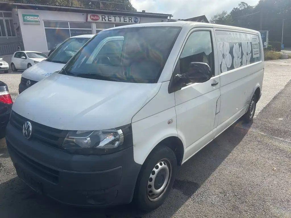 Volkswagen T5 Transporter 2012 из Европы — купить под ключ