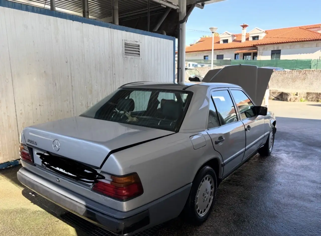 Mercedes-Benz 300D W124, foto 7