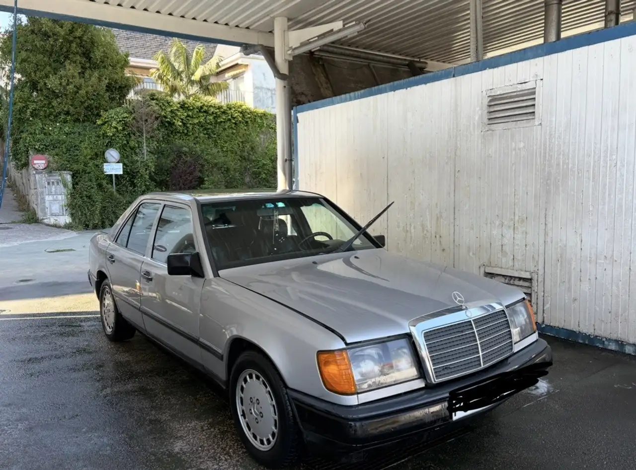 Mercedes-Benz 300D W124, foto 6