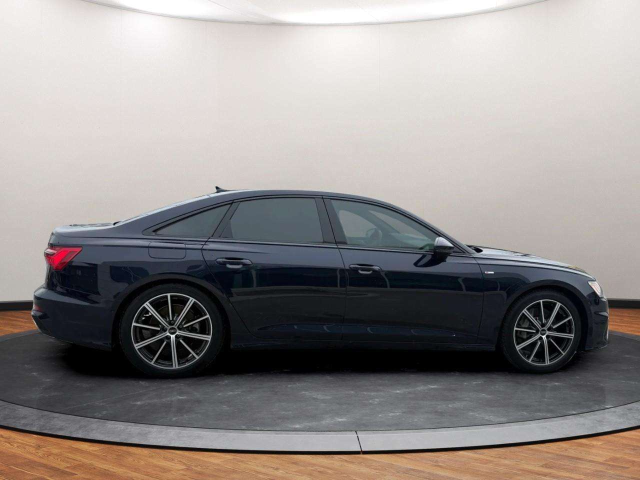 2025 Audi A6 55 Progressiv thumb 7