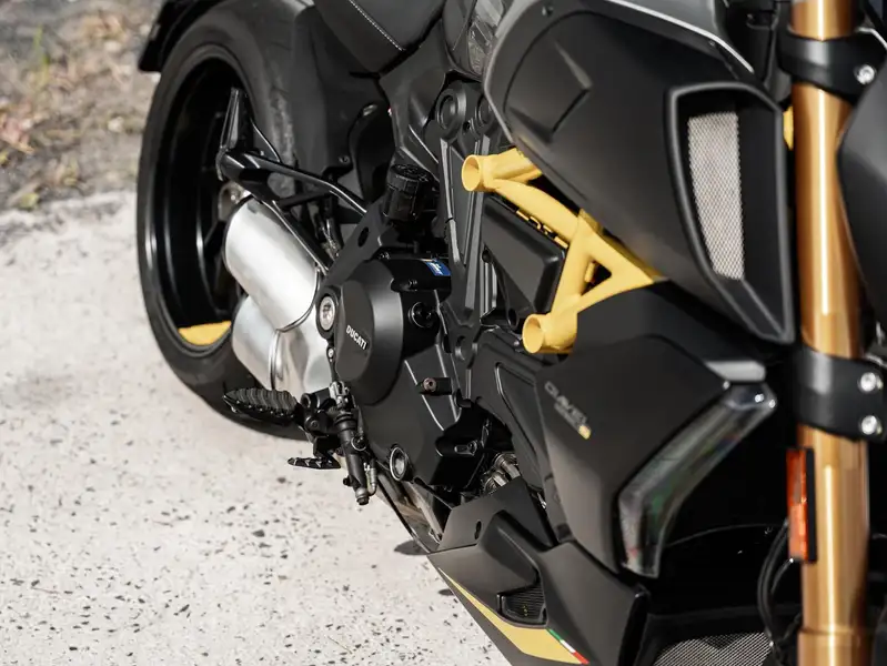 Ducati Diavel - foto 5