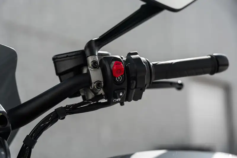 Ducati Diavel - foto 7