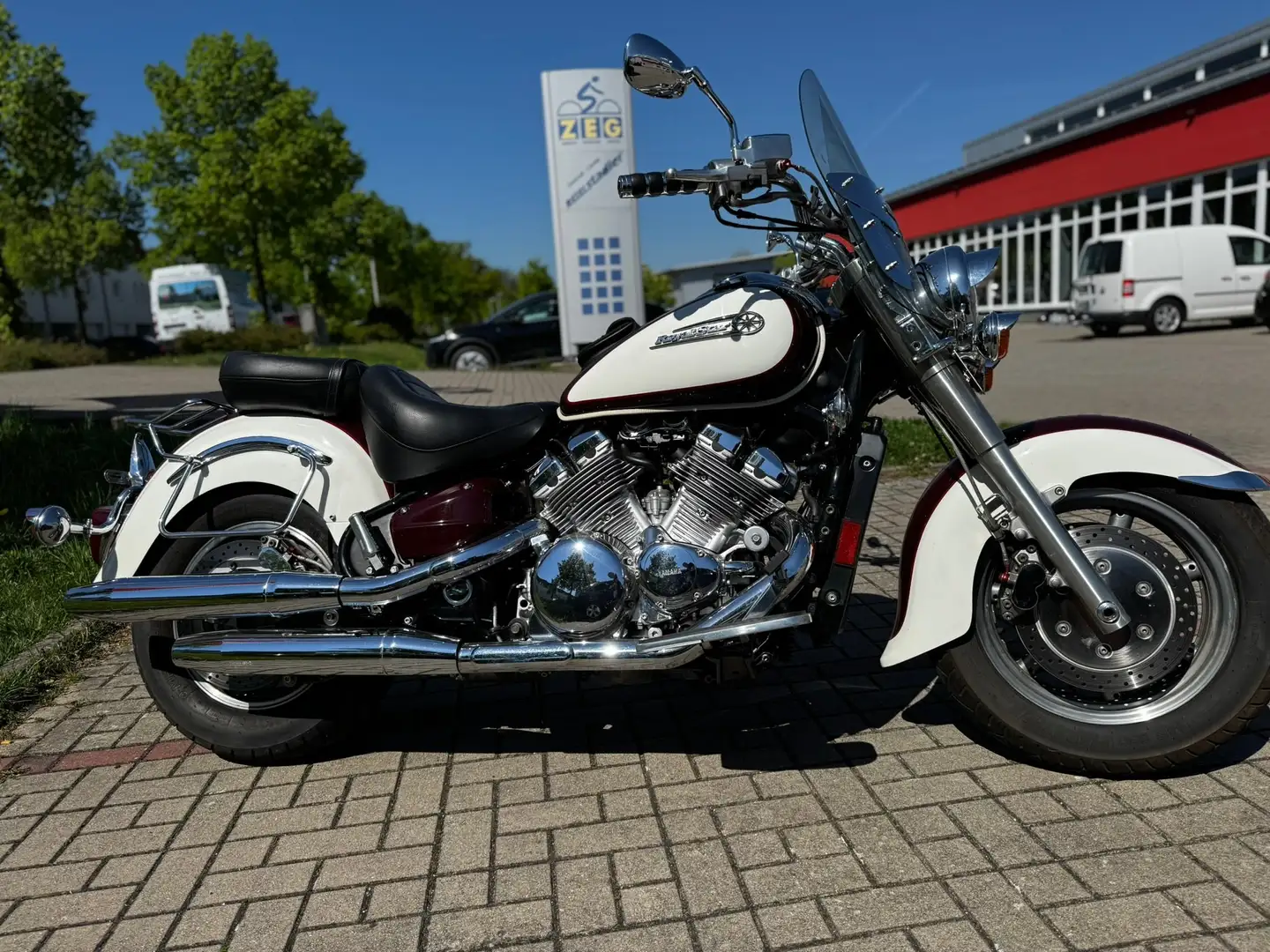 Yamaha XVZ 1300 Weiß - 2