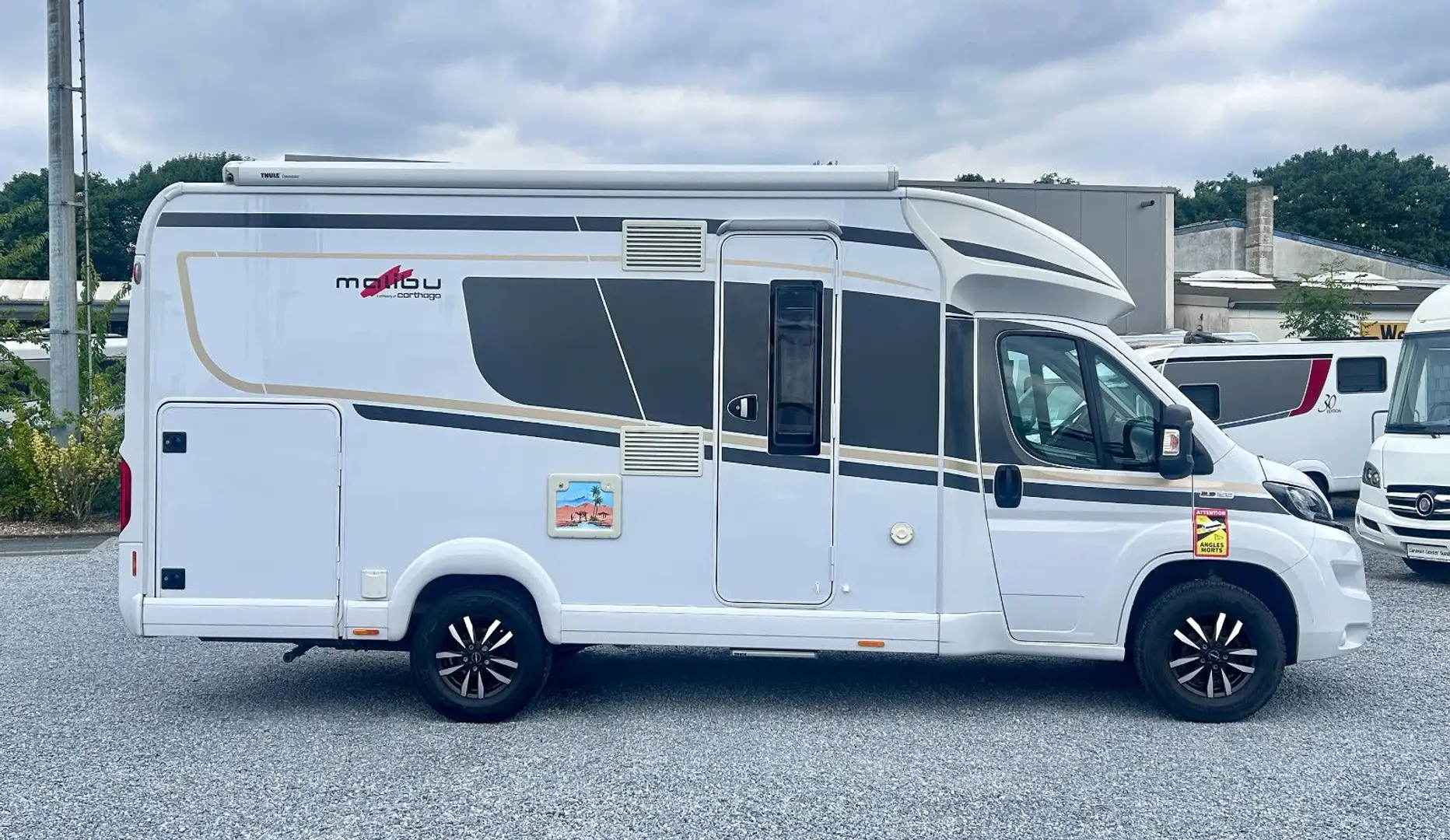 Malibu T 410 DB *Festbett-Sat.TV-Solar-1.Hand* Weiß - 2