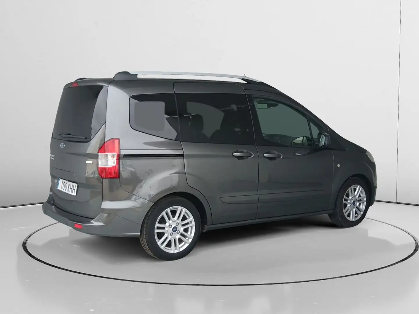 Ford Tourneo Courier 1.0 Ecoboost Titanium - 2