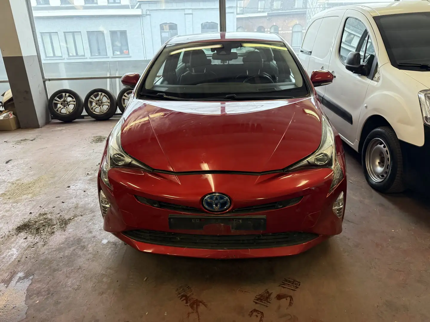 Toyota Prius PHEV 1.8i VVT-i Solar CVT - 2