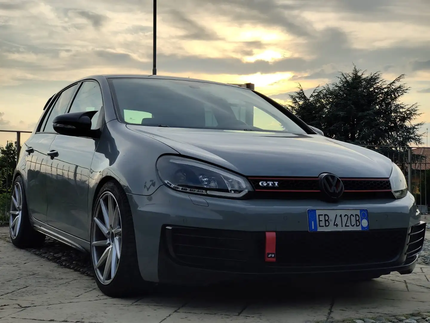 Volkswagen Golf GTI Golf VI 2010 5p 2.0 tsi Gris - 1