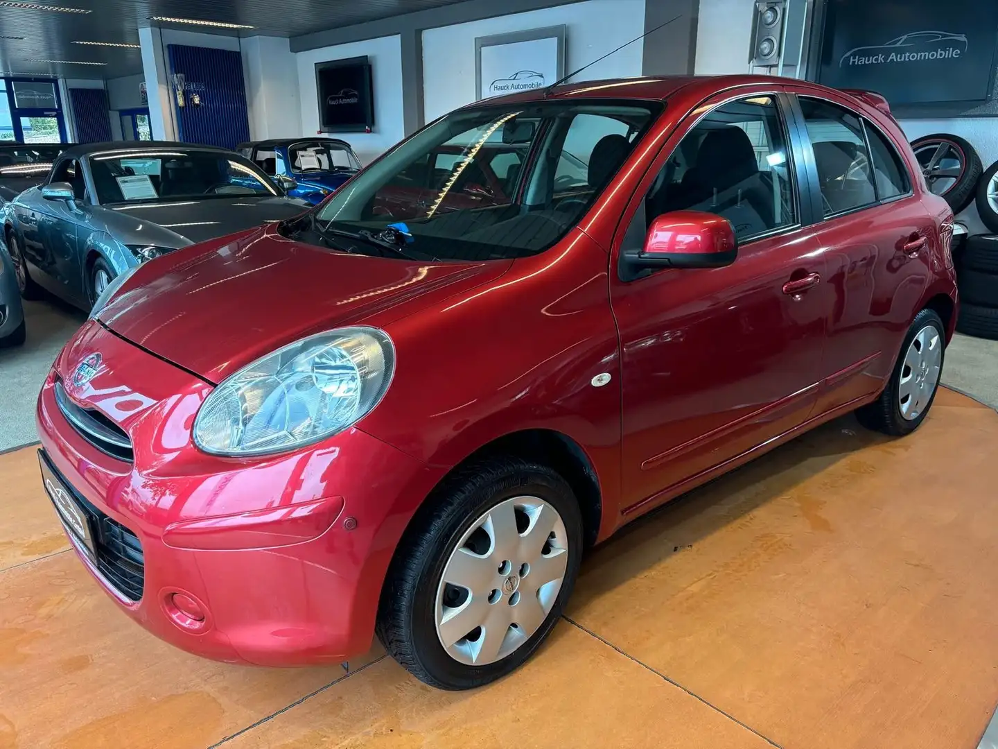 Nissan Micra -Standheiz/Autom./67TKM/MFL/Klima/Temp./PDC Red - 1
