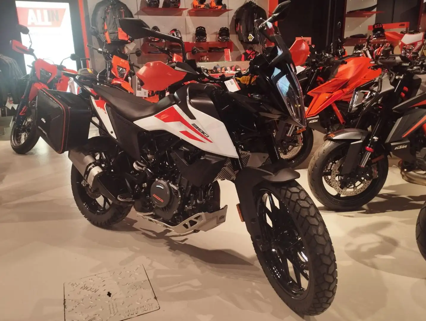 KTM 390 Adventure 390 ADVENTURE Arancione - 2