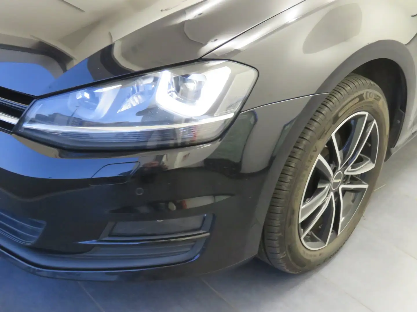 Volkswagen Golf Rabbit TSI Zwart - 2