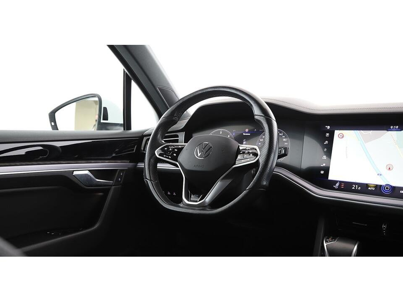 Volkswagen Touareg 3.0 V6 TDI 4Motion R-Line Aut MATRIX AHK — photo 12