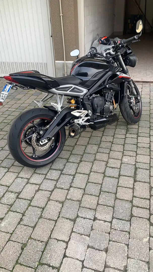 Triumph Street Triple RS - 2