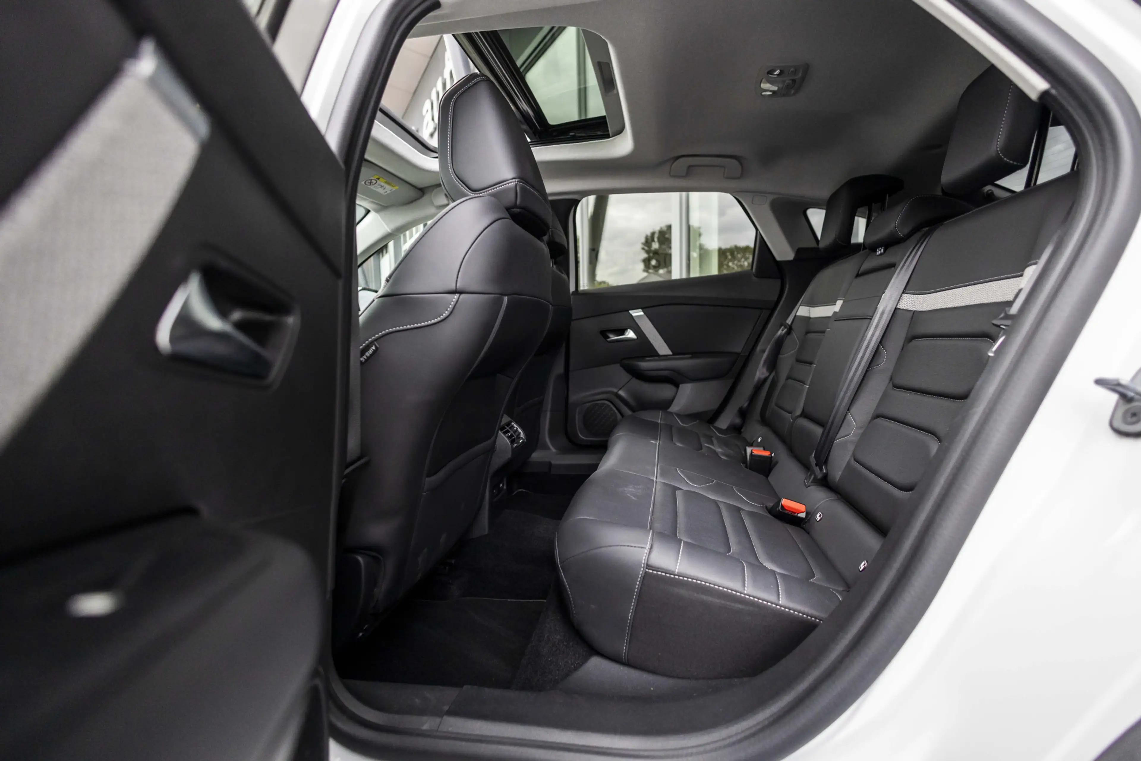 Citroen C4 1.2 Puretech Shine Pack Business | Pano | ACC — photo 10