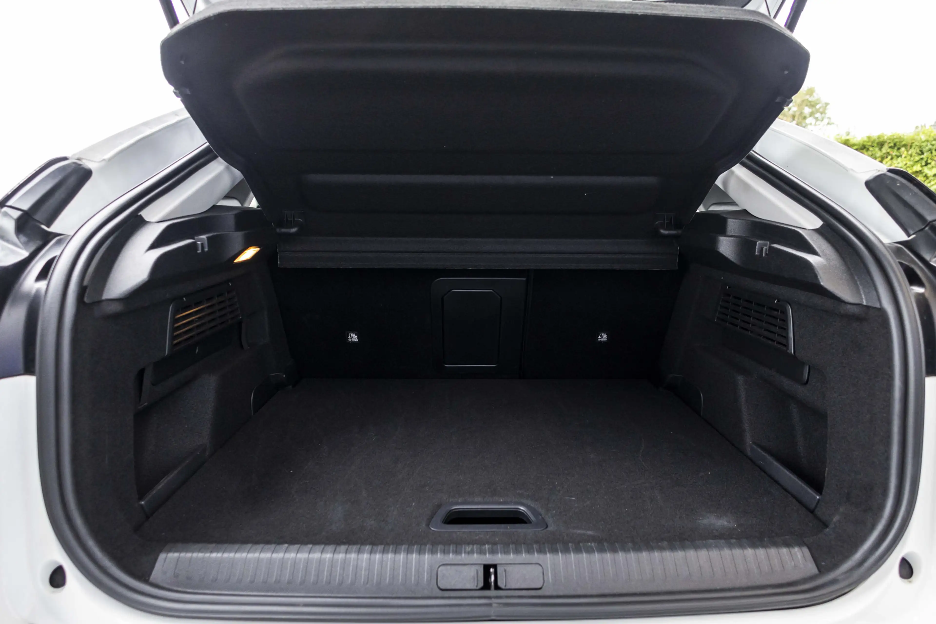Citroen C4 1.2 Puretech Shine Pack Business | Pano | ACC — photo 46