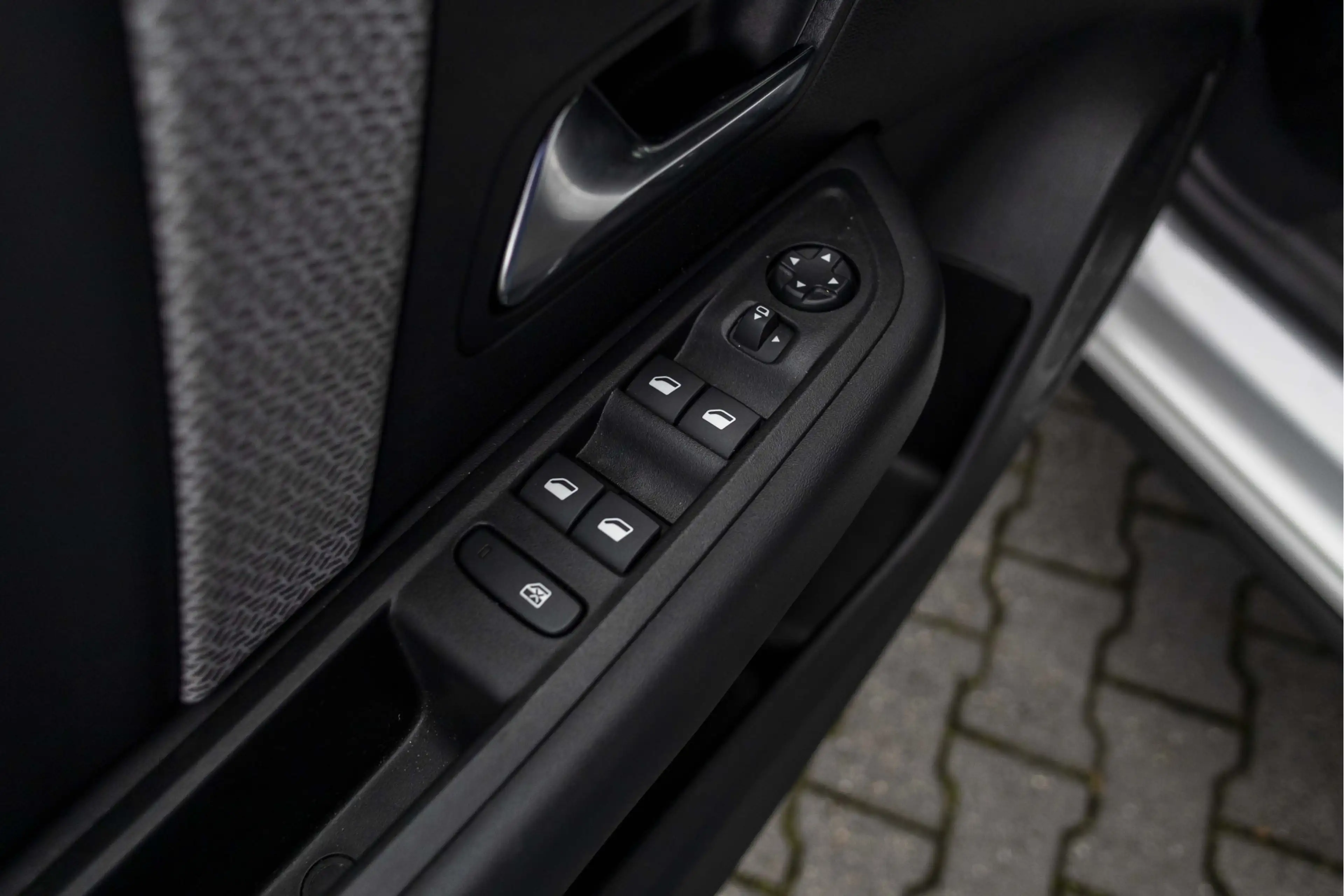 Citroen C4 1.2 Puretech Shine Pack Business | Pano | ACC — photo 22