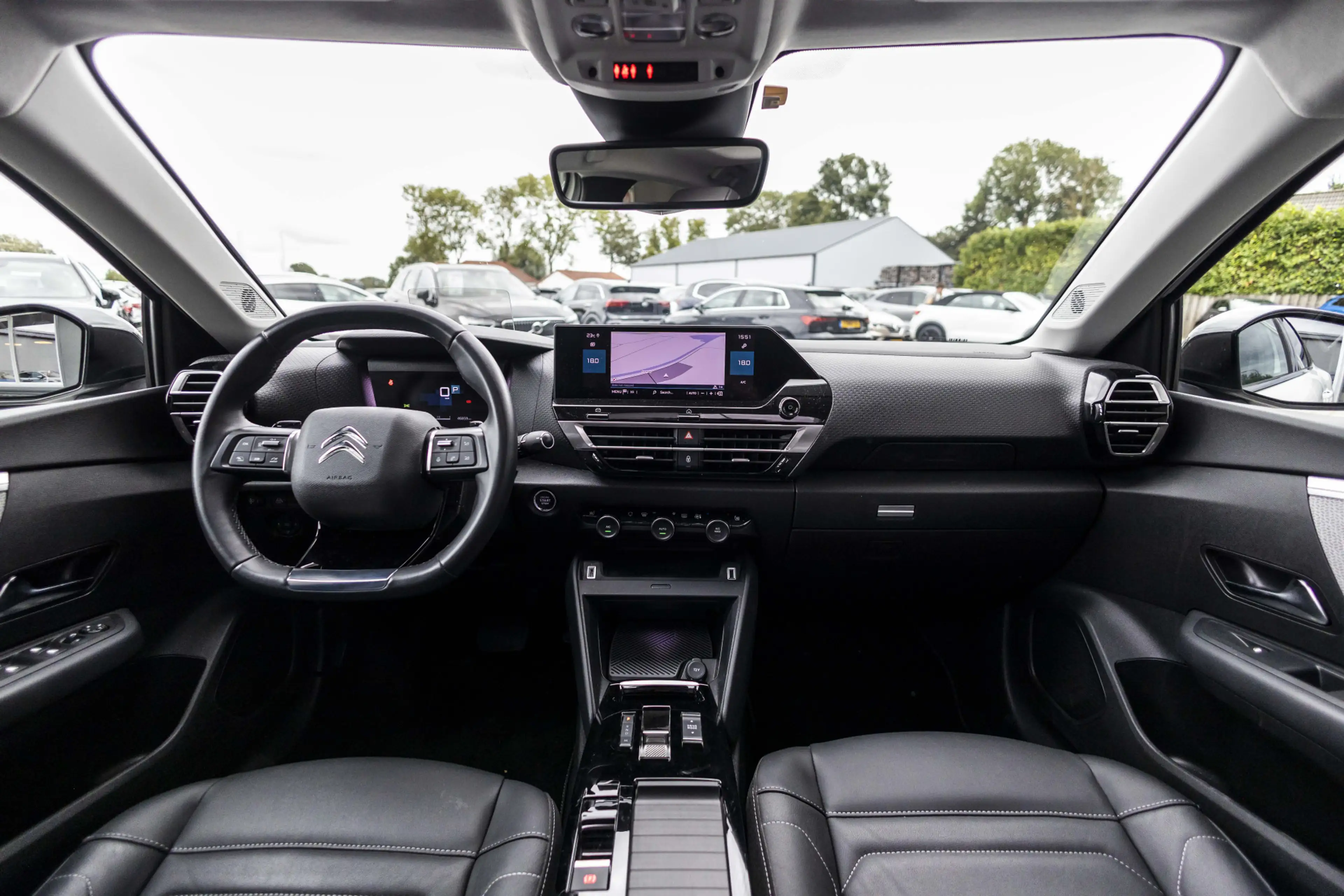 Citroen C4 1.2 Puretech Shine Pack Business | Pano | ACC — photo 37