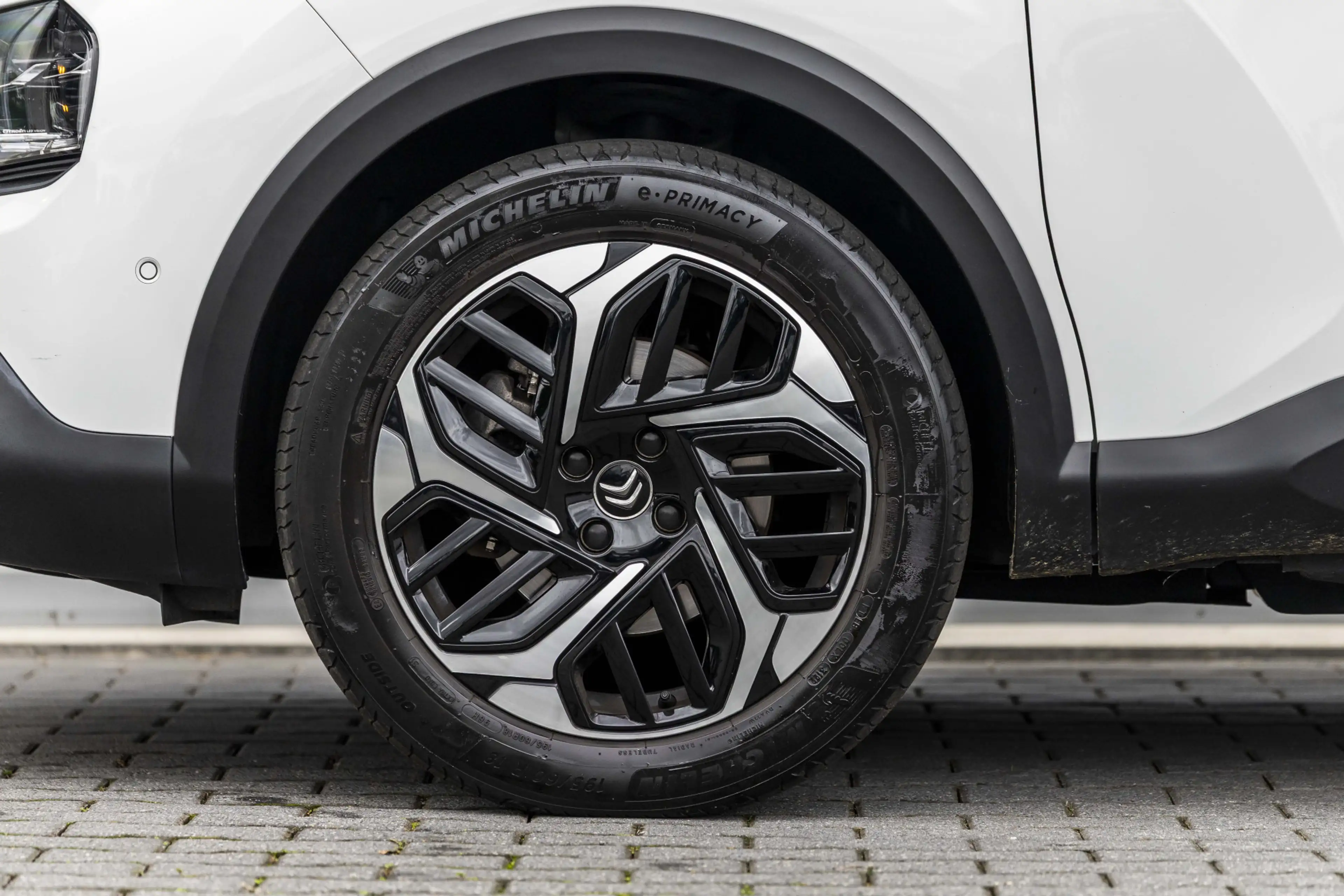 Citroen C4 1.2 Puretech Shine Pack Business | Pano | ACC — photo 20