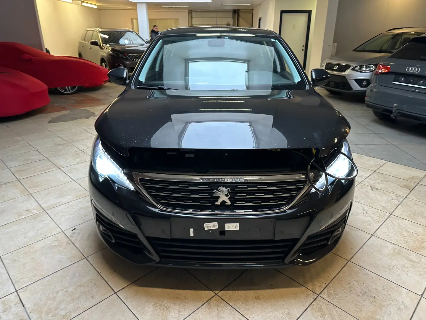 Peugeot 308 308 SW 1.5 BlueHDi Allure (EU6.2) *problem motor* Zwart - 1