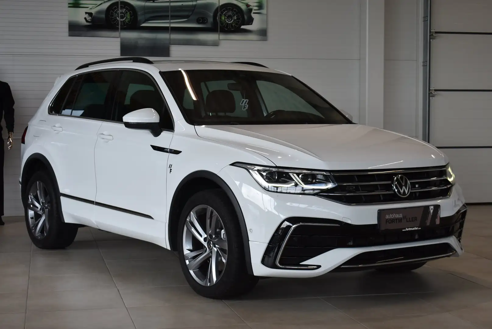 Volkswagen Tiguan //R-Line 4Motion DSG Weiß - 1