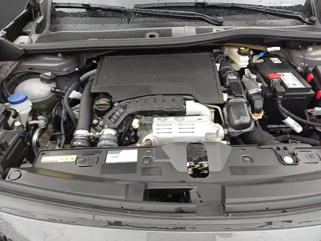 Peugeot 2008 view 5