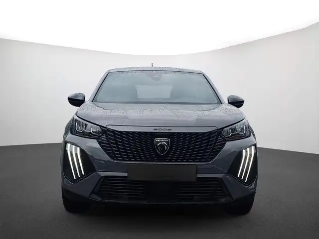 Peugeot 2008 view 2
