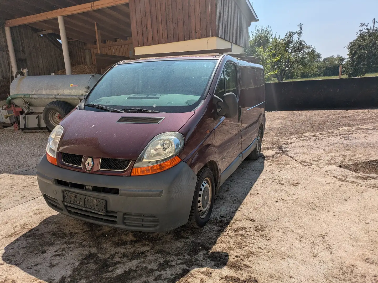 Renault Trafic Transporter L1H1 1,9 dCi Rot - 1