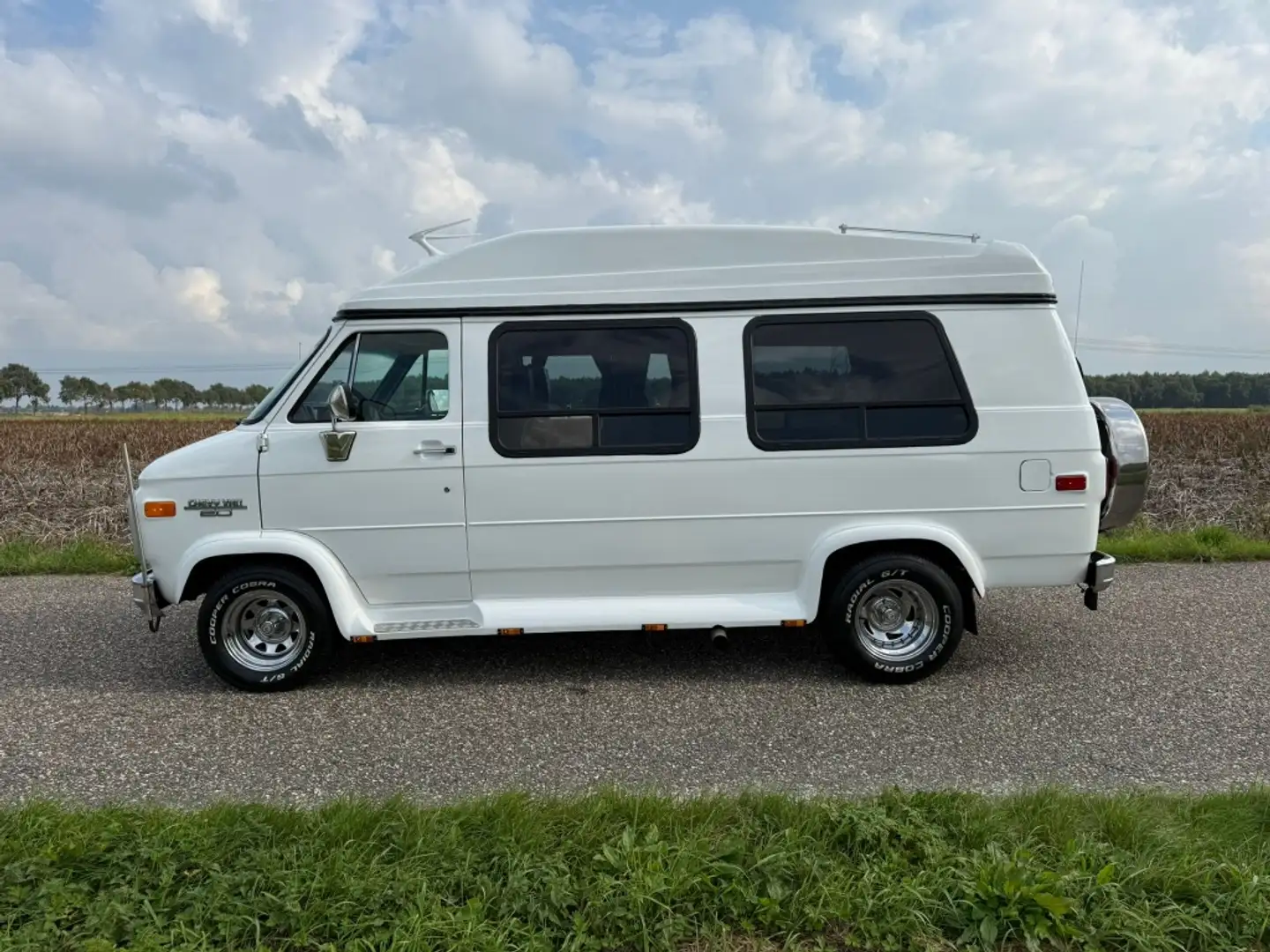 Chevrolet Chevy Van 20 WINNEBAGO CAMPER| V8| GAS/BENZINE| PRACHTIG EXE Bílá - 2