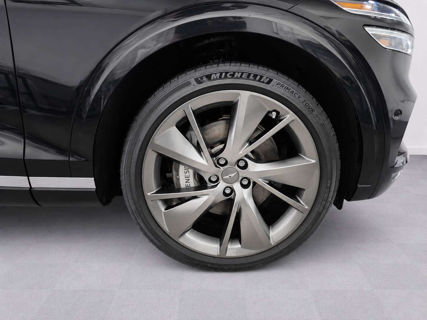 2025 Genesis GV70