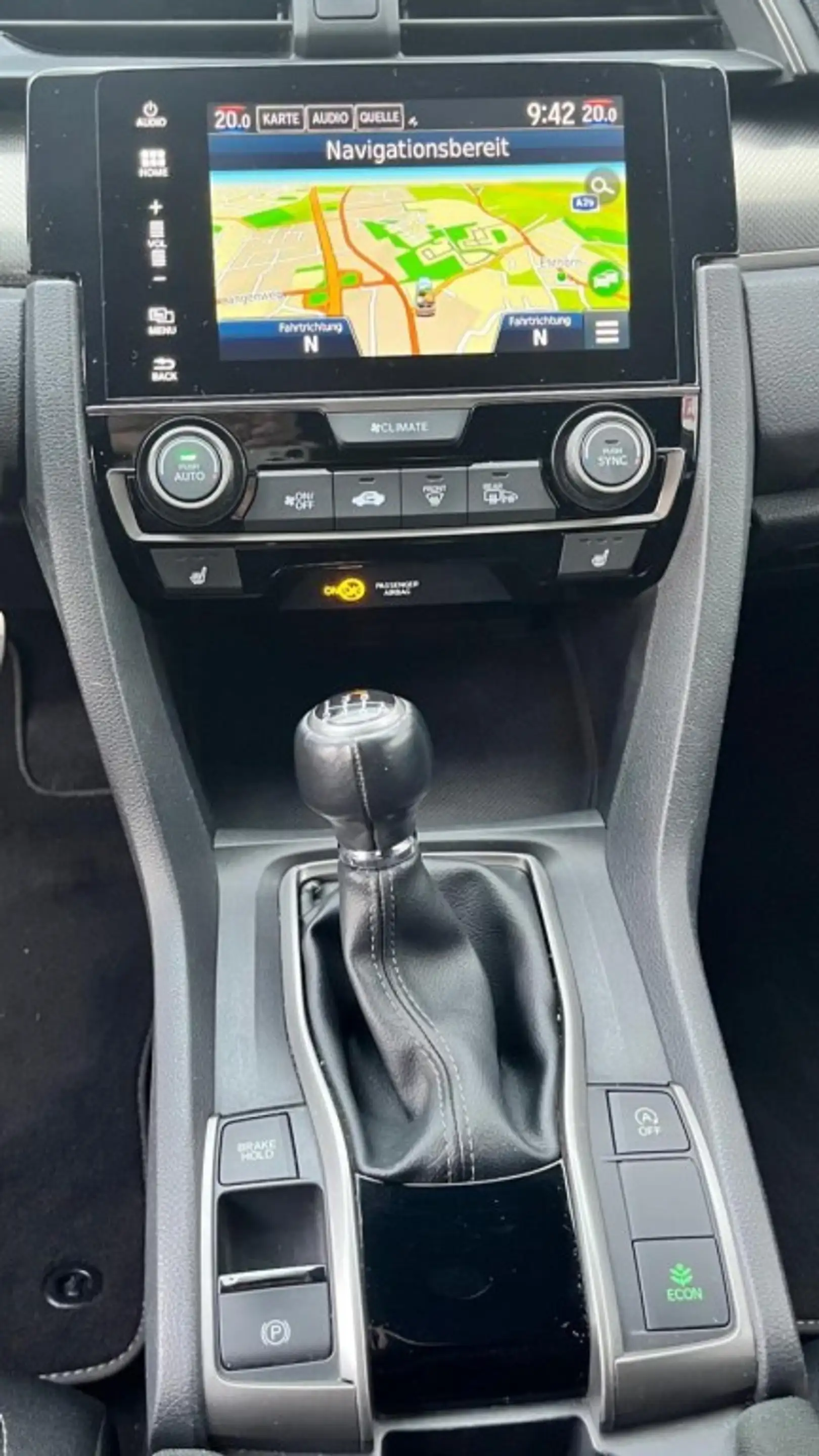 Honda Civic 1.0 i-VTEC Turbo Elegance — photo 10