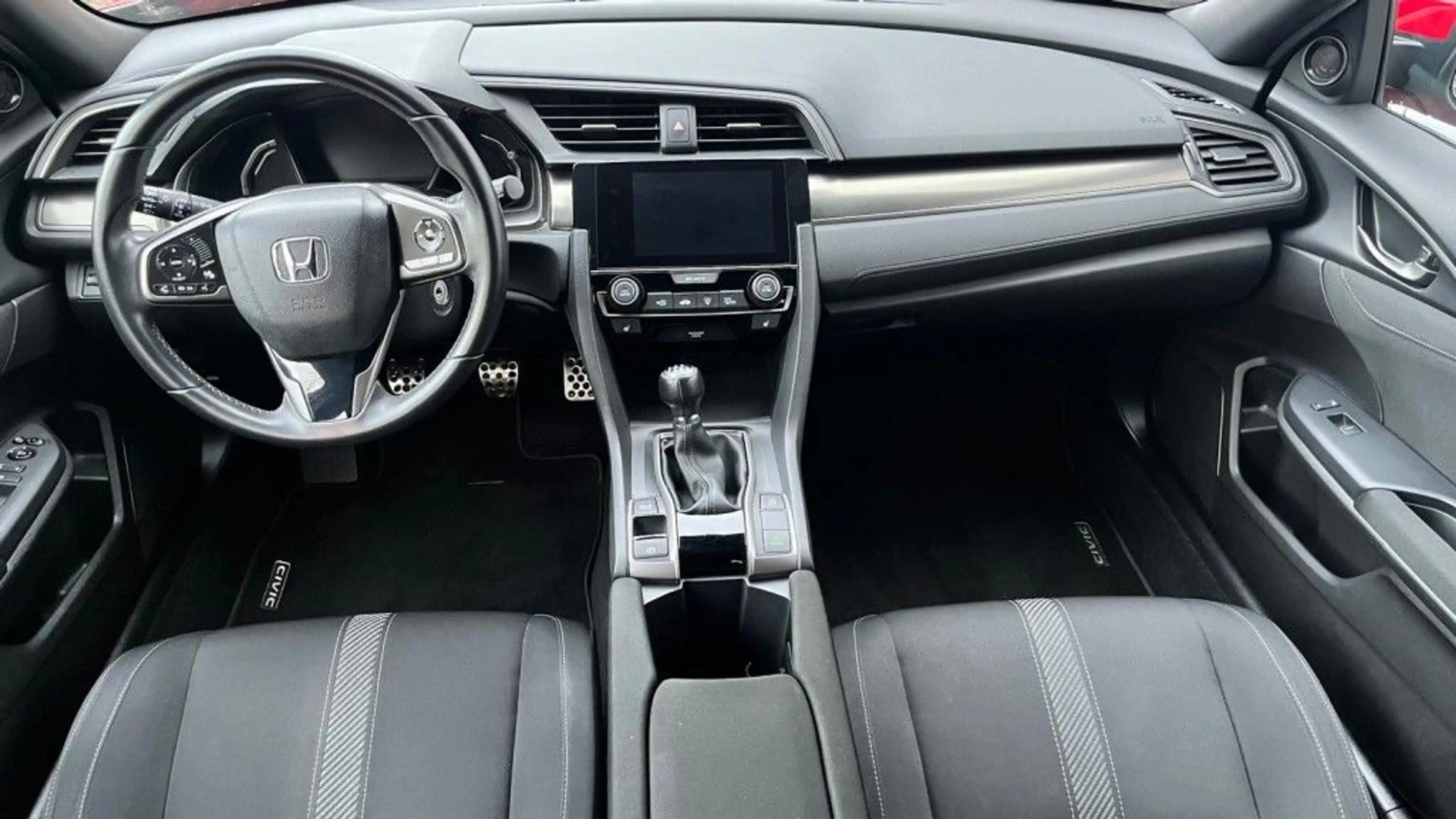 Honda Civic 1.0 i-VTEC Turbo Elegance — photo 9