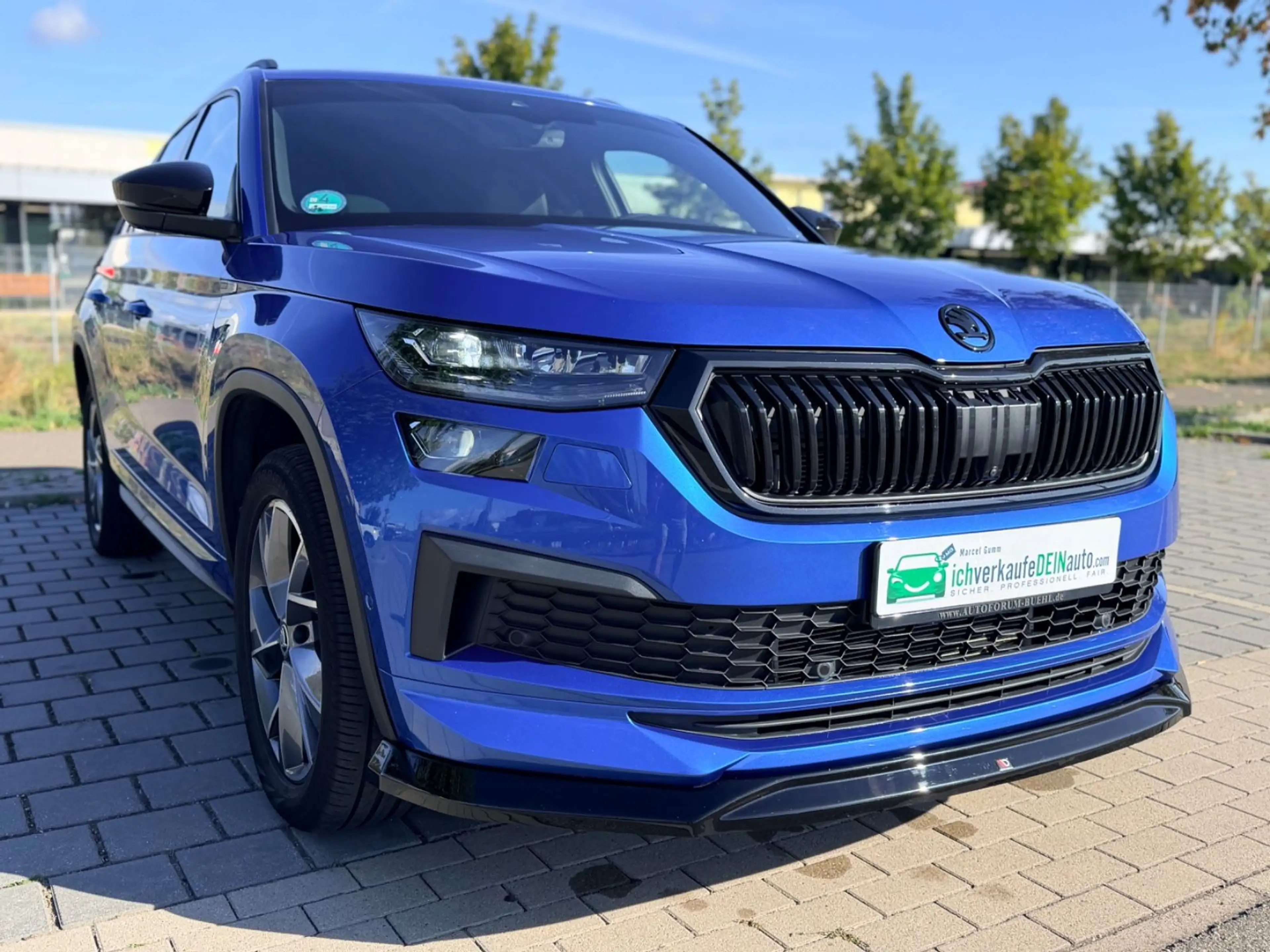 Skoda Kodiaq 2.0 TDI Sportline 4x4 LED*AHK*NAVI uvm. — photo 3
