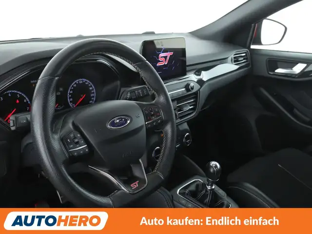 Ford Focus view 11