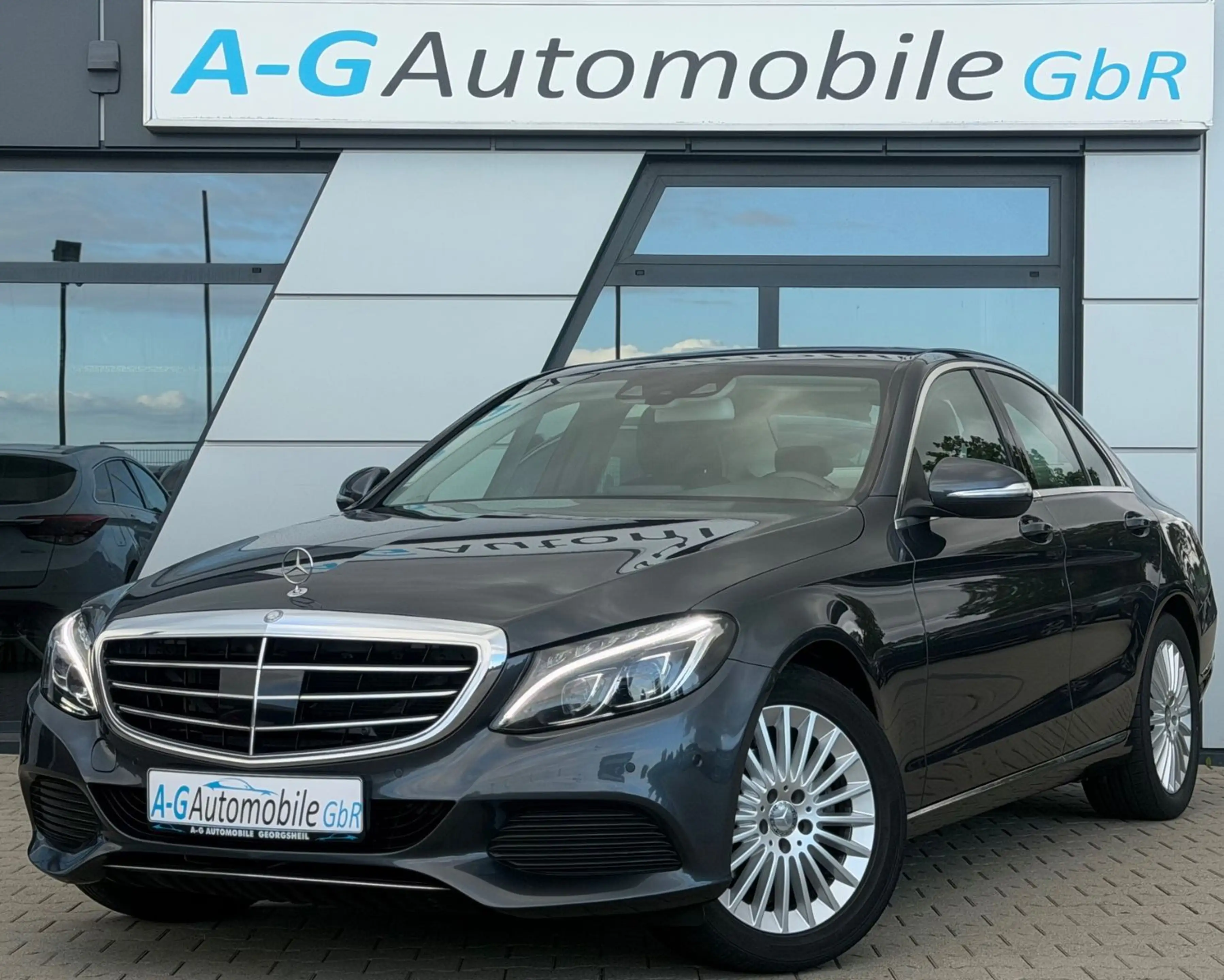 Mercedes-Benz C 200 d Limousine Burmester Schiebedach Head-Up