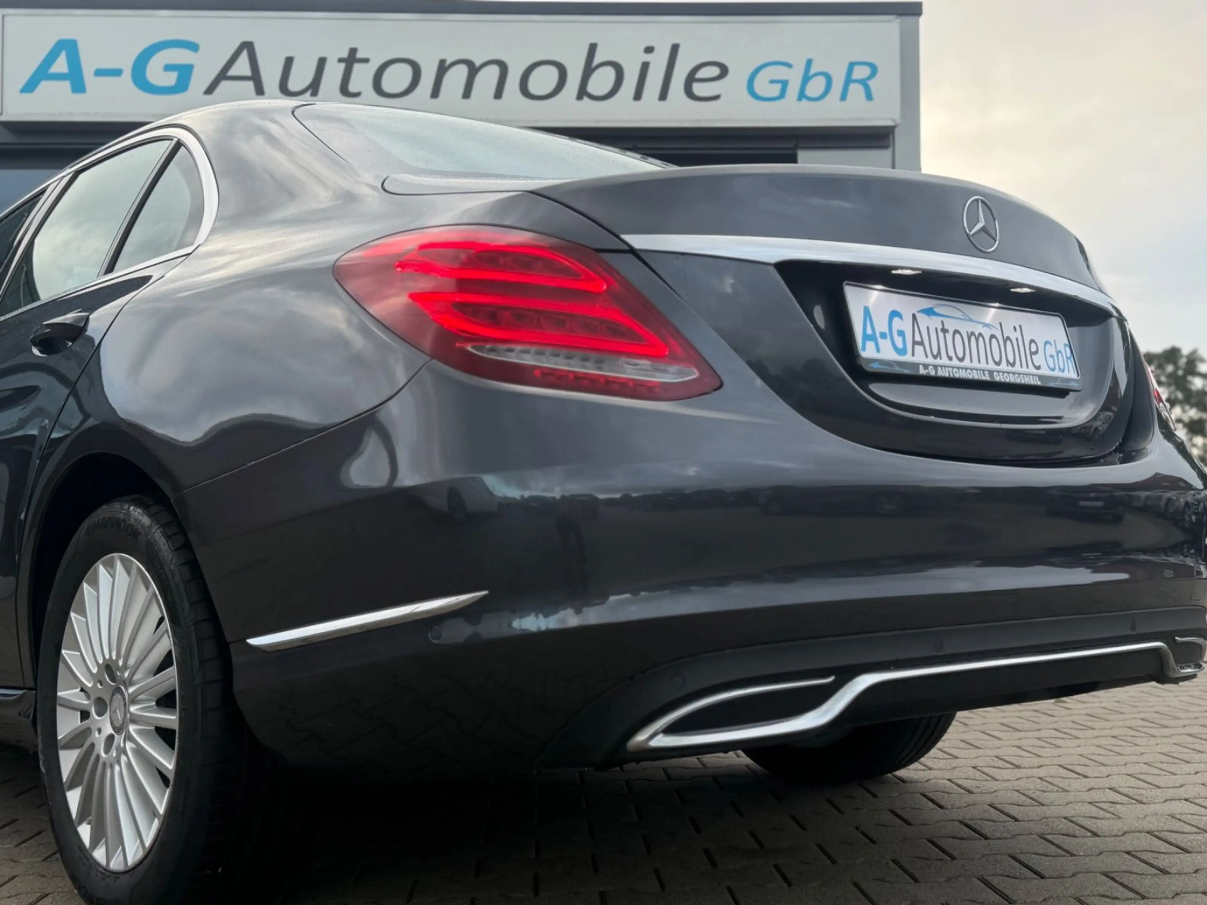 Mercedes-Benz C 200 d Limousine Burmester Schiebedach Head-Up — photo 10