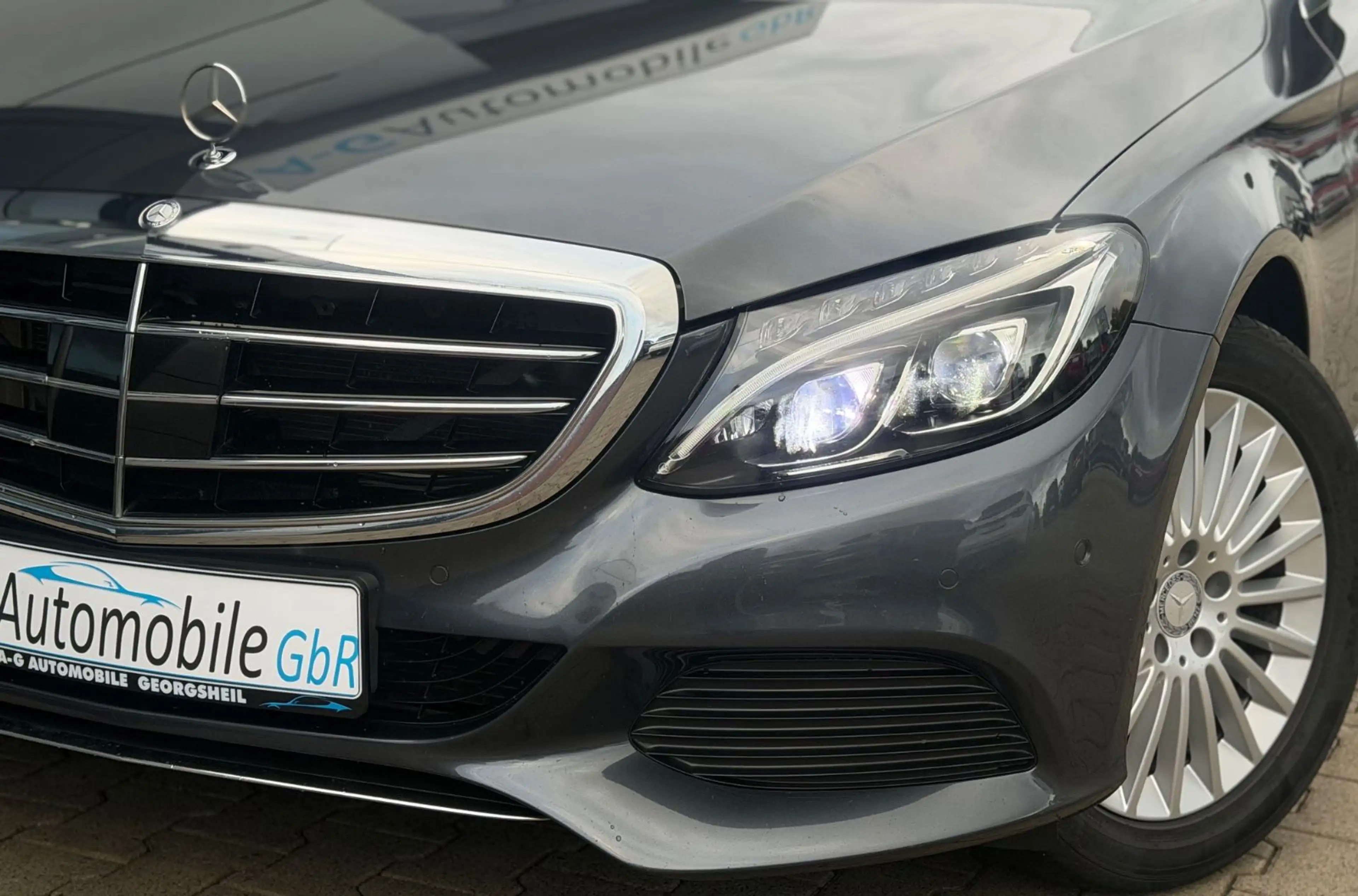 Mercedes-Benz C 200 d Limousine Burmester Schiebedach Head-Up — photo 2