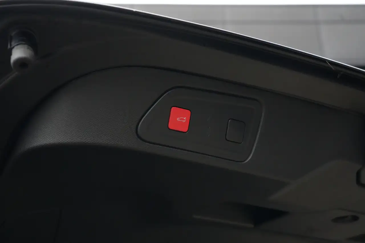 Citroen C5 Aircross 1.6 Plug-in Hybrid 225 Max 225pk Navigatie/Climate 25