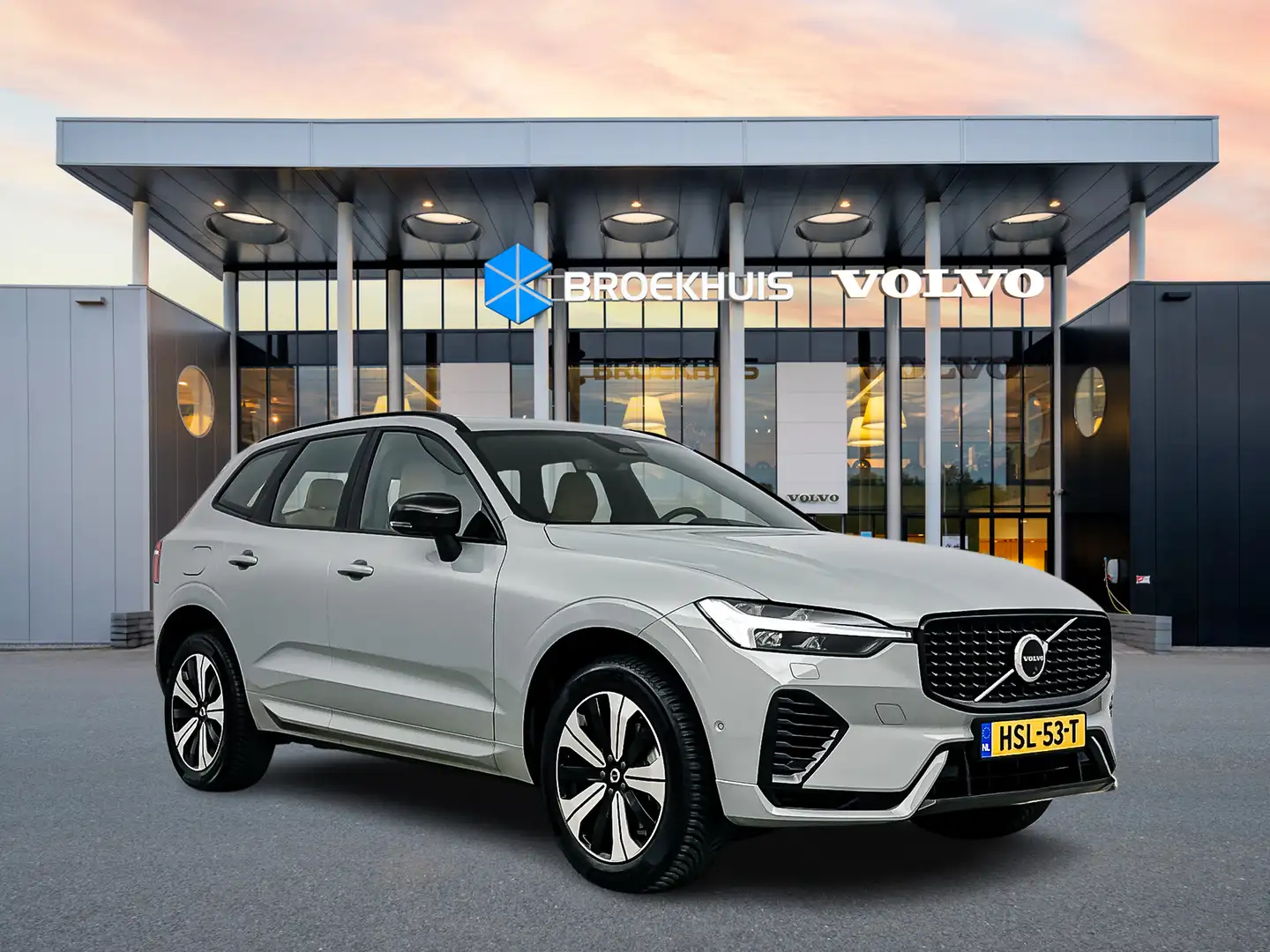 Volvo XC60 T6 Recharge AWD Plus Dark | 19" | Luchtvering | Ge Grigio - 2
