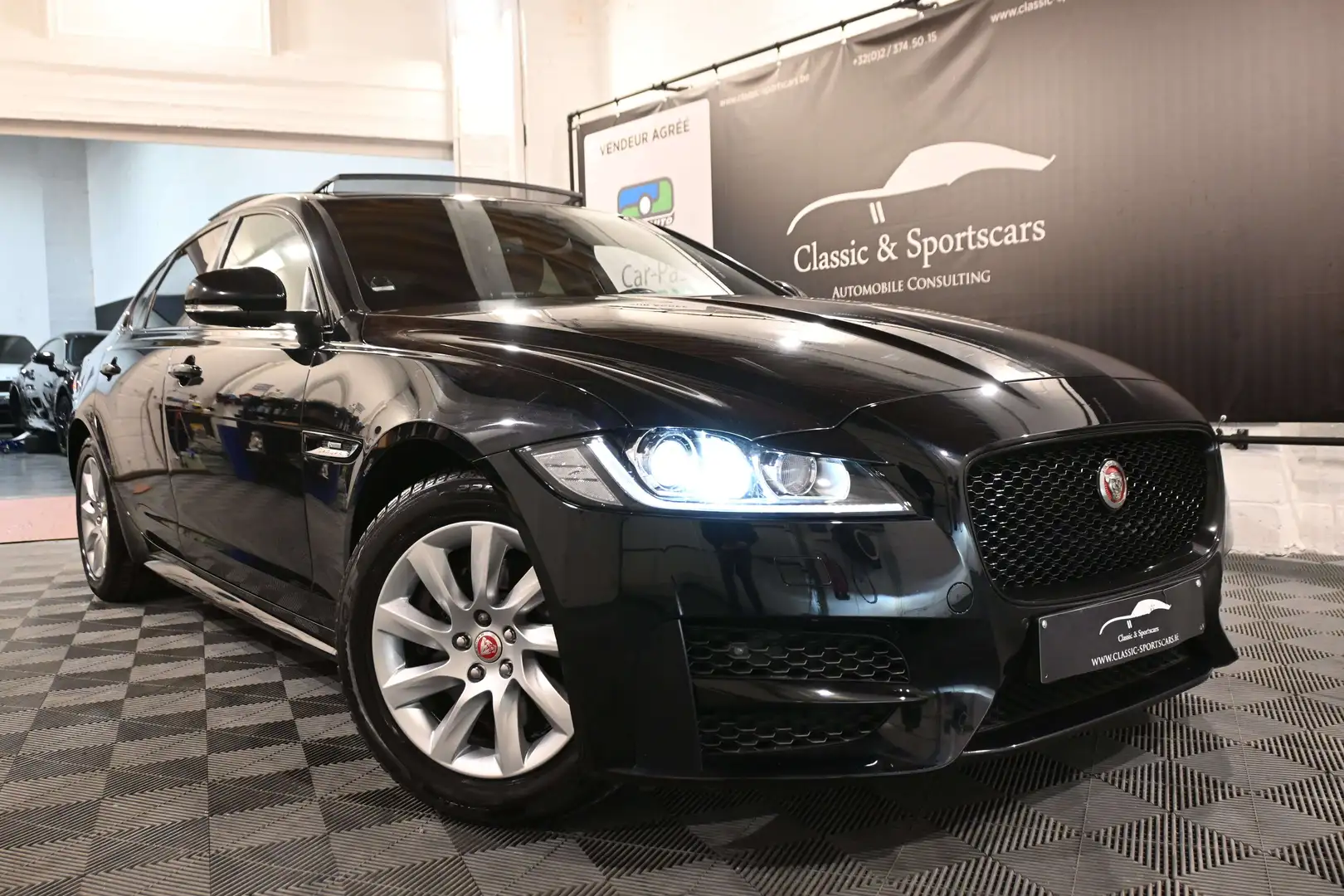 Jaguar XF XF 2.0 D SPORT EURO 6 / CAMERA / PANO / FULL Noir - 2