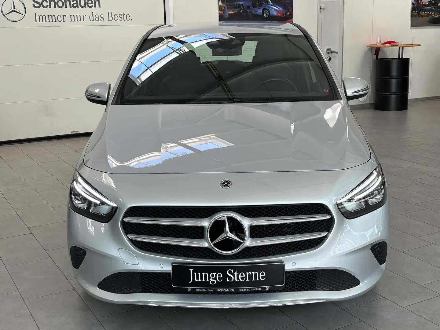 Mercedes-Benz B 200 Progressive 4Matic MEMORY+LED+SHZ+KAMERA Silber - 2